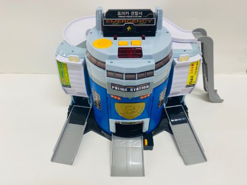 토미카 DX폴리스 스테이션