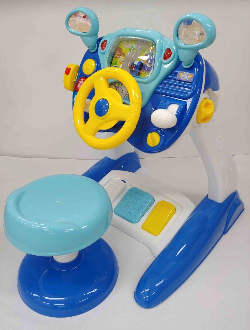 A-74 네비게이션이 있는 폴리 운전놀이