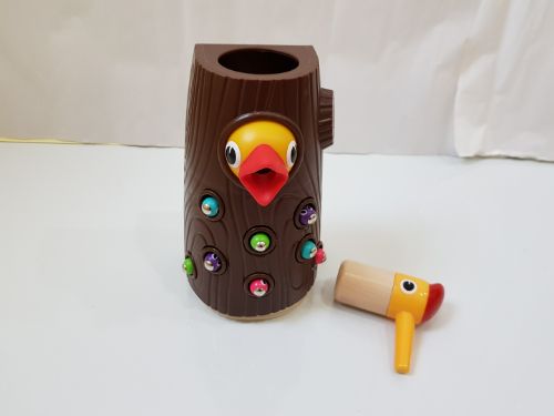 딱따구리 애벌레잡기 게임