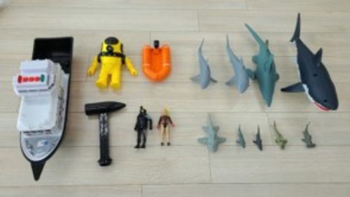 D-179  상어탐사대