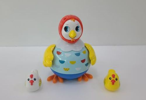 아기와 놀아주는 꼬꼬맘