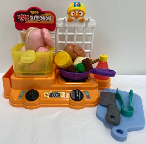 뽀로로 반반 치킨가게