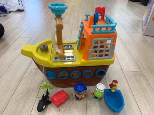 H-44 뽀로로 탐험선