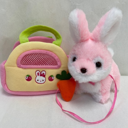 가방에 쏙 말하는 아기 토끼