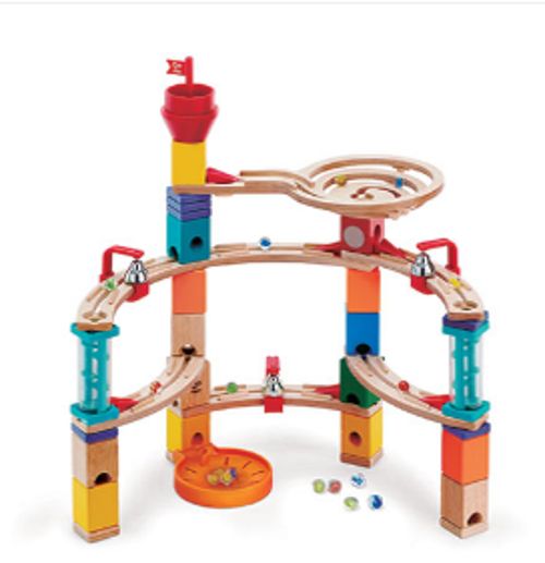 쿼드릴라 캐슬월드