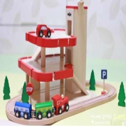 미니 원목 주차장